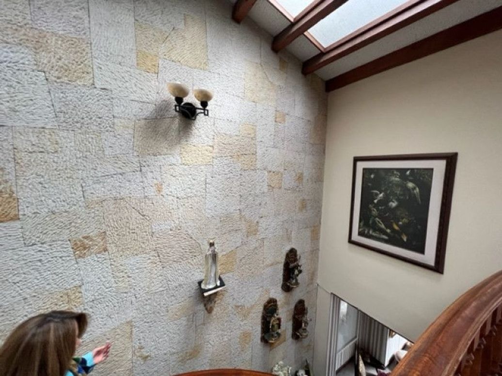 Casa de 3 alcobas en venta en Santa Barbara Occidental, Bogotá, 362 m² · foto 16 de 20