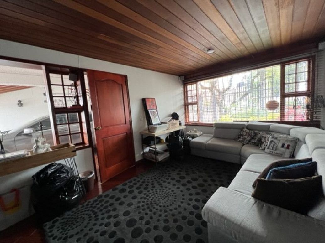 Casa de 3 alcobas en venta en Santa Barbara Occidental, Bogotá, 362 m² · foto 4 de 20