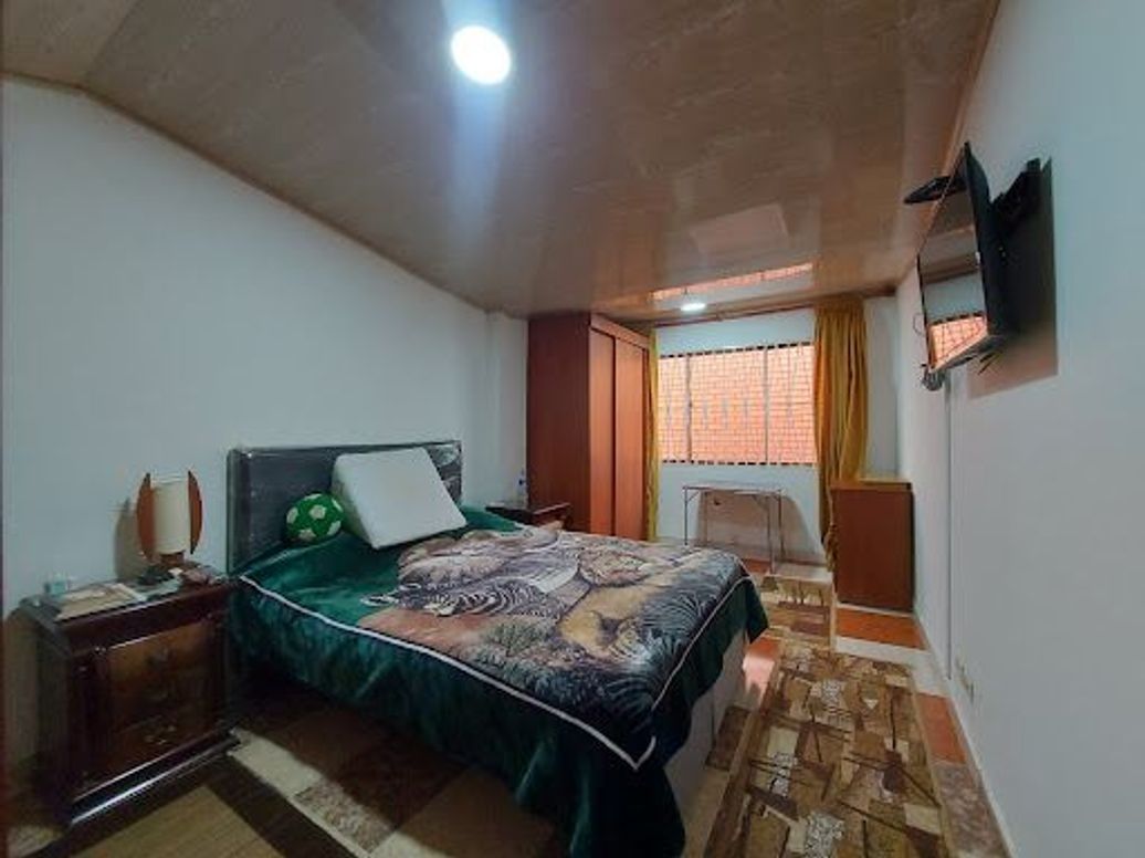 Casa de 3 alcobas en venta en El Rincón De Modelia, Bogotá, 270 m² · foto 17 de 20