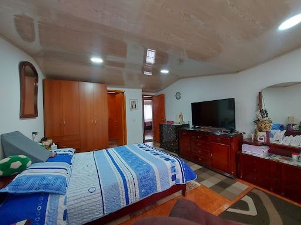 Casa de 3 alcobas en venta en El Rincón De Modelia, Bogotá, 270 m² · foto 18 de 20