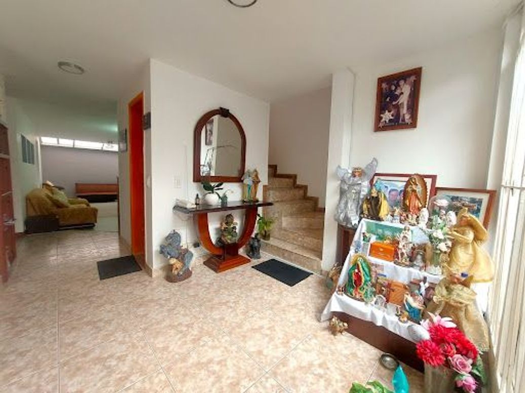 Casa de 3 alcobas en venta en El Rincón De Modelia, Bogotá, 270 m² · foto 10 de 20