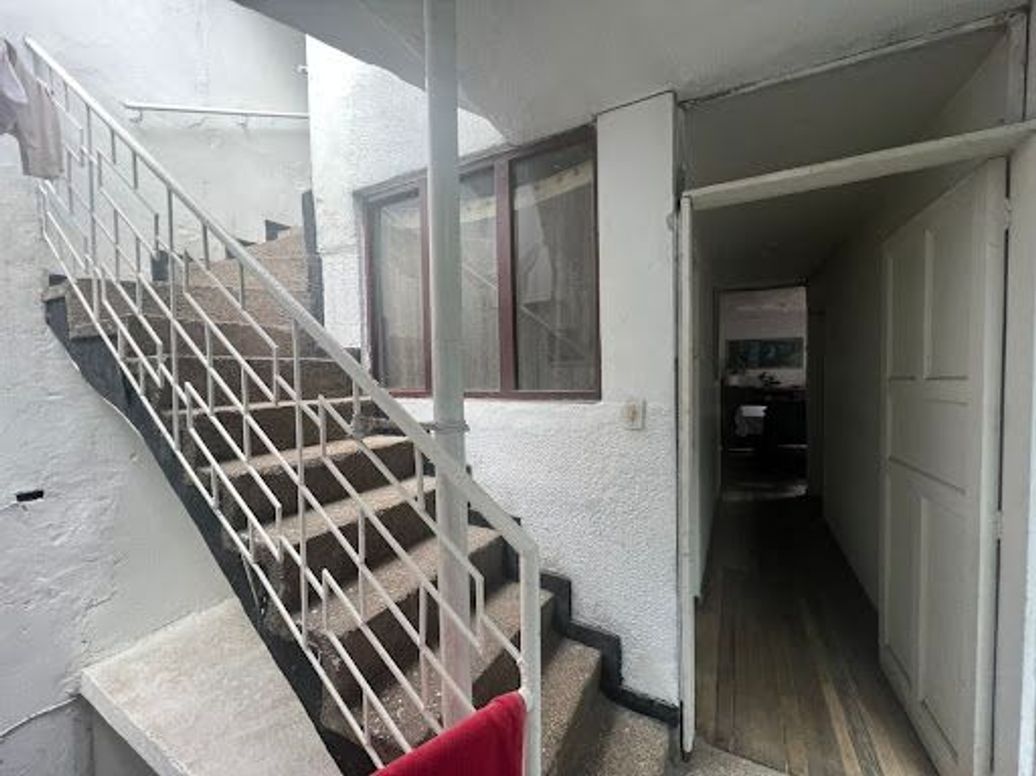 Casa de 7 alcobas en venta en La Estradita, Bogotá, 300 m² · foto 15 de 20