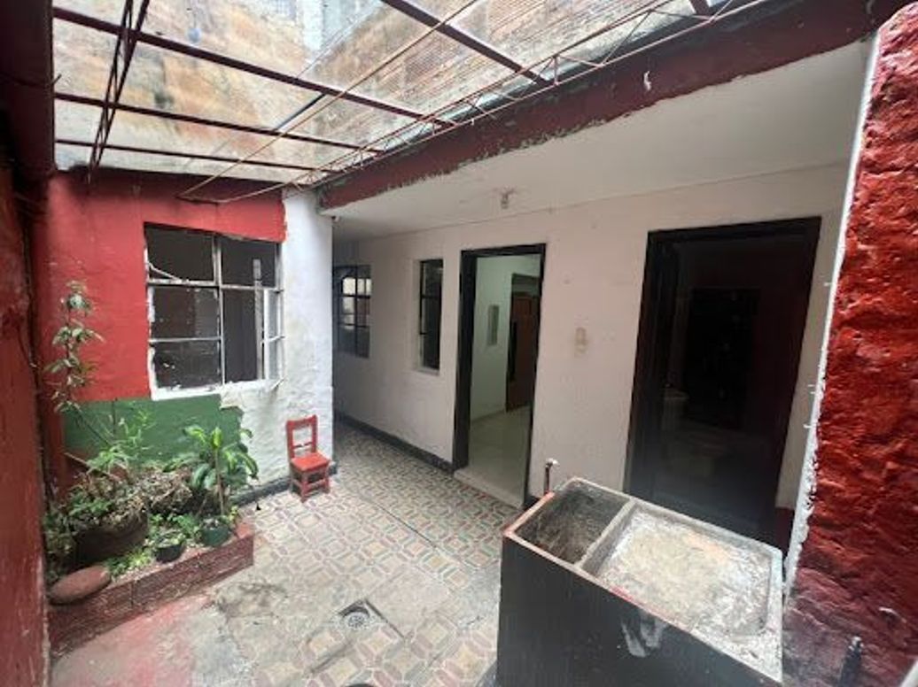 Casa de 7 alcobas en venta en La Estradita, Bogotá, 300 m² · foto 14 de 20