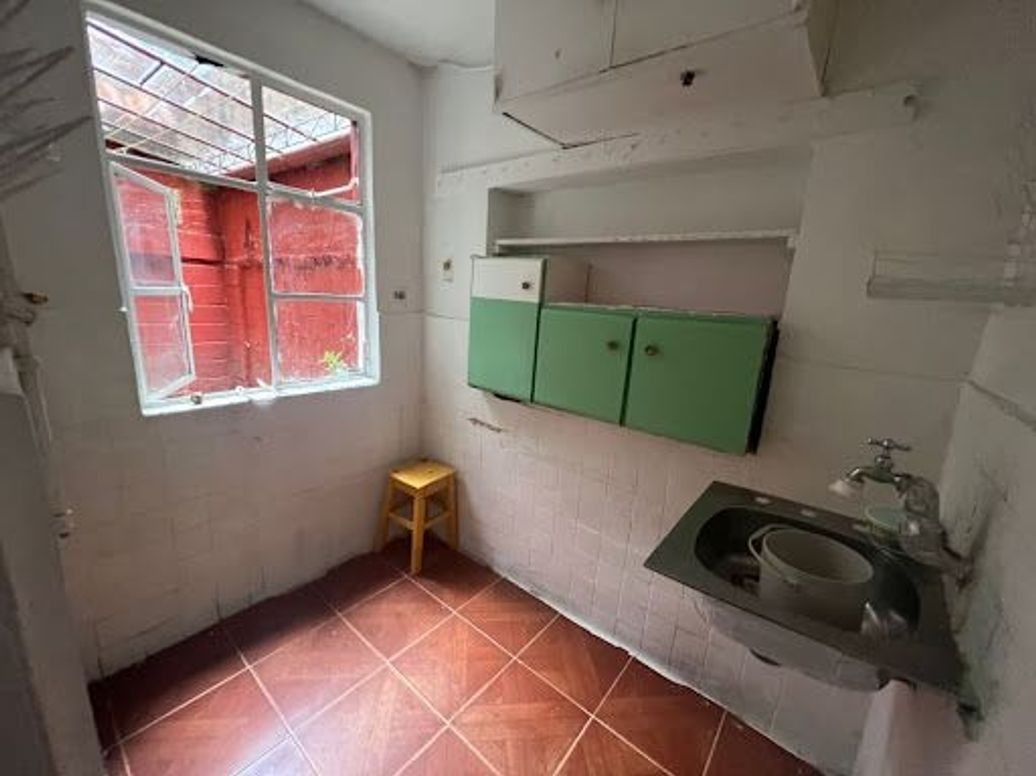 Casa de 7 alcobas en venta en La Estradita, Bogotá, 300 m² · foto 11 de 20