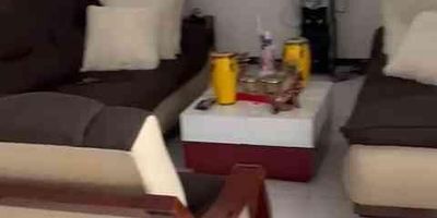 [VEN] ID HOUM: 152515

En Houm te ayudamos de forma fácil y segura. Los beneficios de comprar con nosotros:
    • Te ayudamos a conseguir financiamiento a través de una asesoría personalizada
    • Mediación y seguimiento de todo el proceso
    • Ponemos a tu disposición profesionales en notariado, registro y asesoría jurídica
¡Solo te preocupas de las firmas!

Casa en venta, ubicada en el barrio  Villa Mayor, Restrepo, con una superficie construida de 98.00 m² y superficie total de 98.00 m². 

Sus principales características son:

    • 3 dormitorios
    • 2 baños
    • Admite mascotas
    • 1 parqueadero
    • Año de construcción: 2025
            
Si compras con nosotros, te brindamos asesoría personalizada durante todo el proceso.
        
Más que una inmobiliaria, somos Houm.
*Aplican T&C