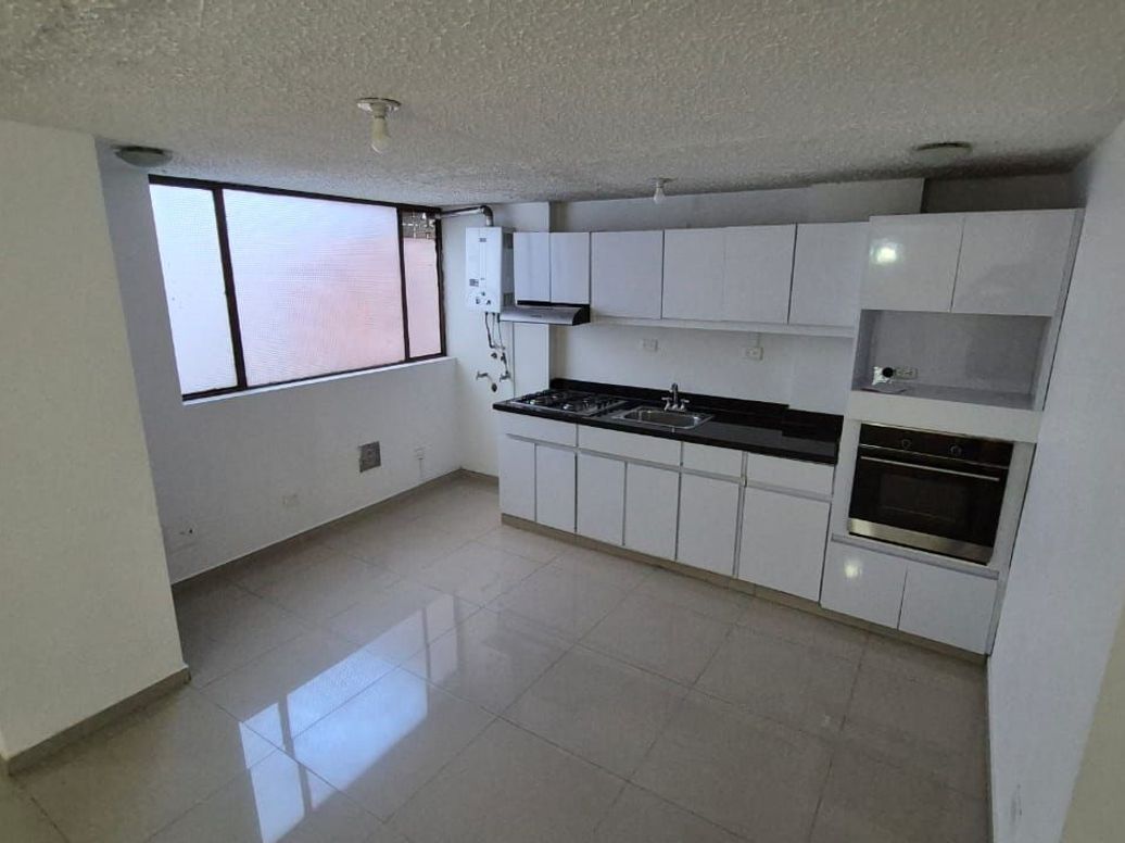 Apartamento en arriendo en La Porciuncula, Bogotá · foto 9 de 10