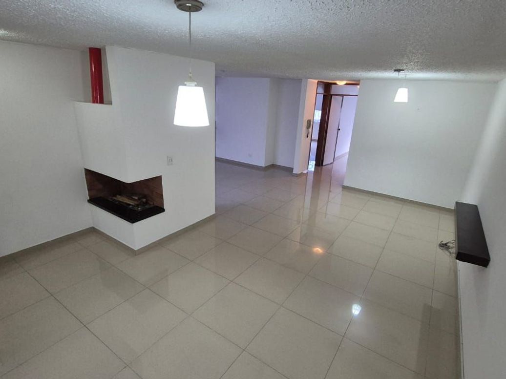 Apartamento en arriendo en La Porciuncula, Bogotá · foto 7 de 10