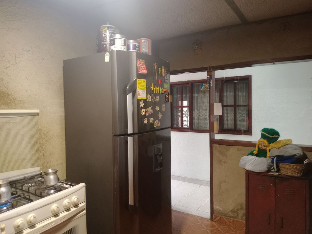 Casa de 4 alcobas en venta en San Vicente, Bogotá, 209 m² · foto 2 de 19