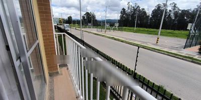 [VEN] ID HOUM: 149535

En Houm te ayudamos de forma fácil y segura. Los beneficios de comprar con nosotros:
    • Te ayudamos a conseguir financiamiento a través de una asesoría personalizada
    • Mediación y seguimiento de todo el proceso
    • Ponemos a tu disposición profesionales en notariado, registro y asesoría jurídica
¡Solo te preocupas de las firmas!

Departamento en venta, ubicado en el barrio Verganzo, con una superficie construida de 54.00 m² y superficie total de 54.00 m². 

Sus principales características son:

    • 3 dormitorios
    • 2 baños
    • No Admite mascotas
    • Piso 2
    • Año de construcción: 2020
            
Además, el inmueble cuenta con las siguientes amenidades:

    • Salón de eventos
    • Vigilancia 24 hrs
    • Zona de juegos

Si compras con nosotros, te brindamos asesoría personalizada durante todo el proceso.
Más que una inmobiliaria, somos Houm.
*Aplican T&C