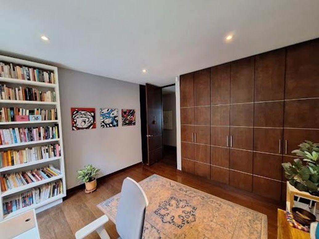 Apartamento de 2 alcobas en venta en Chico Oriental, Bogotá, 157 m² · foto 14 de 20