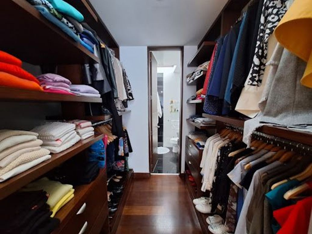 Apartamento de 2 alcobas en venta en Chico Oriental, Bogotá, 157 m² · foto 12 de 20