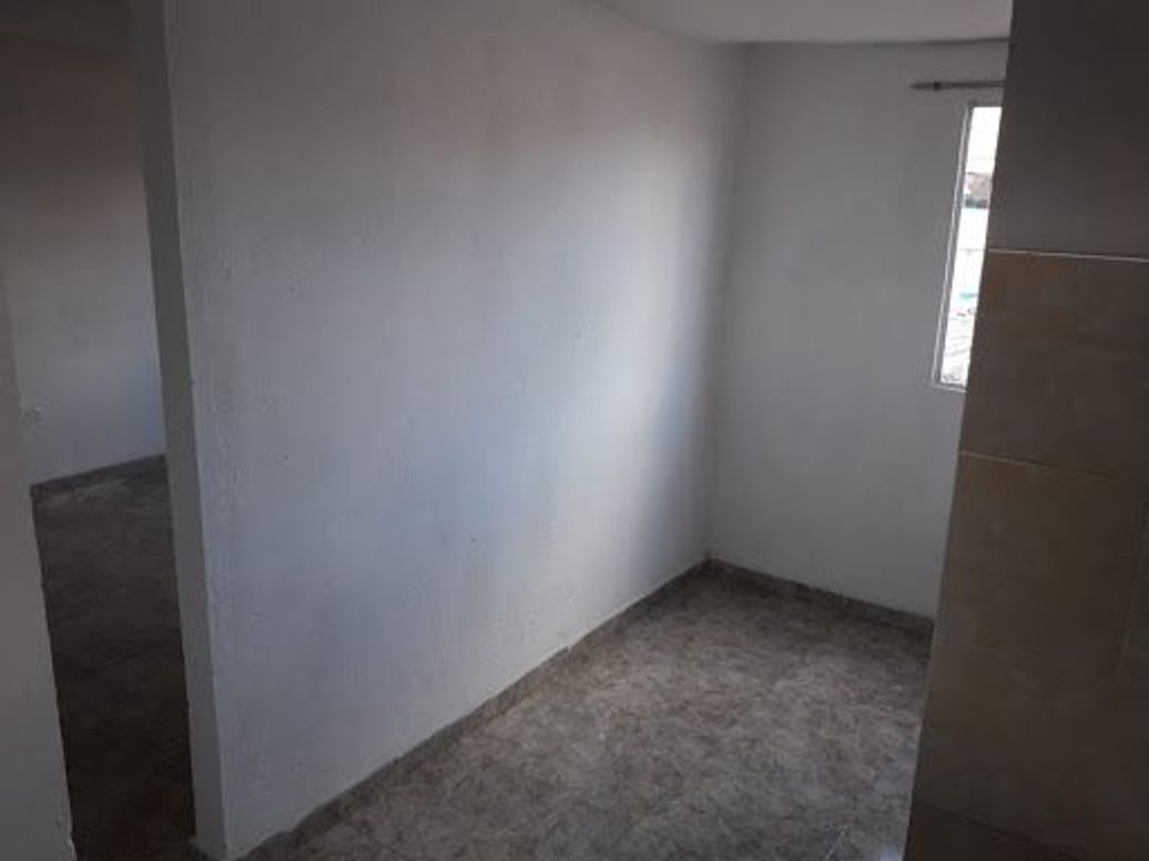 Casa de 8 alcobas en venta en Nuevo Corinto El Rincón, Bogotá, 240 m² · foto 17 de 20