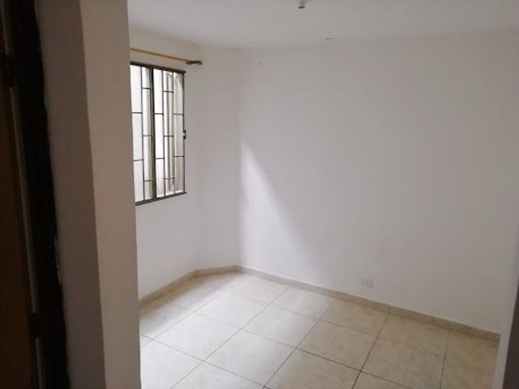 Casa de 8 alcobas en venta en Nuevo Corinto El Rincón, Bogotá, 240 m² · foto 4 de 20
