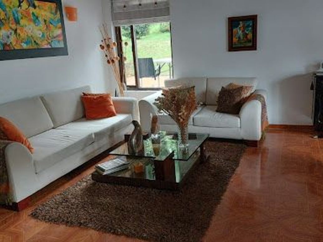 Casa de 3 alcobas en venta en San José De Bavaria, Bogotá, 153 m² · foto 4 de 20