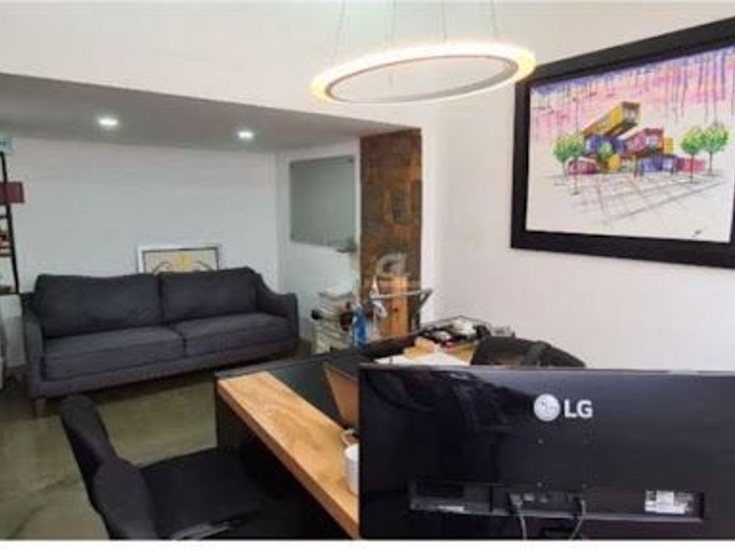 Casa de 4 alcobas en venta en Alhambra, Bogotá, 250 m² · foto 2 de 19