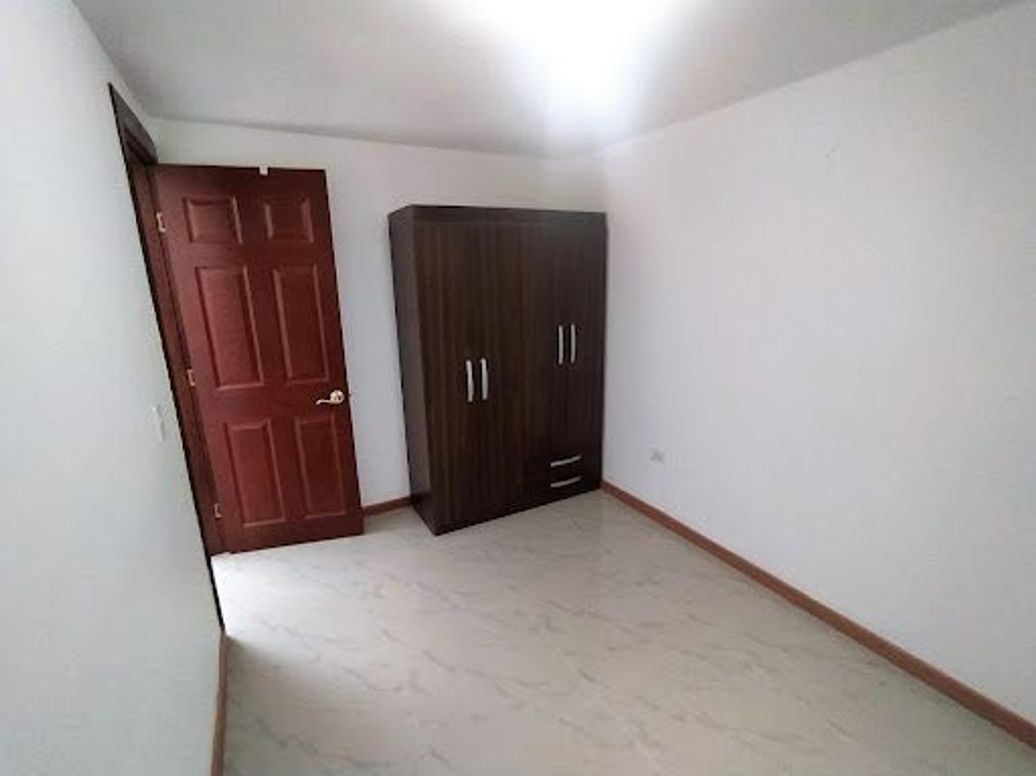 Apartamento de 4 alcobas en venta en El Contador, Bogotá, 138 m² · foto 10 de 20