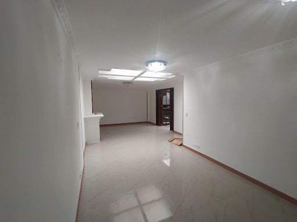 Apartamento de 4 alcobas en venta en El Contador, Bogotá, 138 m² · foto 8 de 20