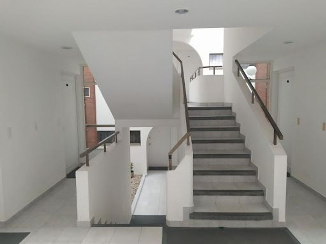 Apartamento de 4 alcobas en venta en El Contador, Bogotá, 138 m² · foto 3 de 20