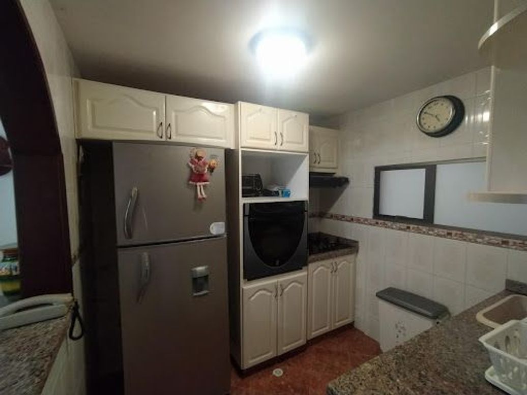 Apartamento de 4 alcobas en venta en El Contador, Bogotá, 138 m² · foto 15 de 20