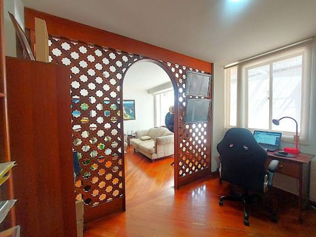 Apartamento de 2 alcobas en venta en Santa Paula, Bogotá, 126 m² · foto 16 de 20