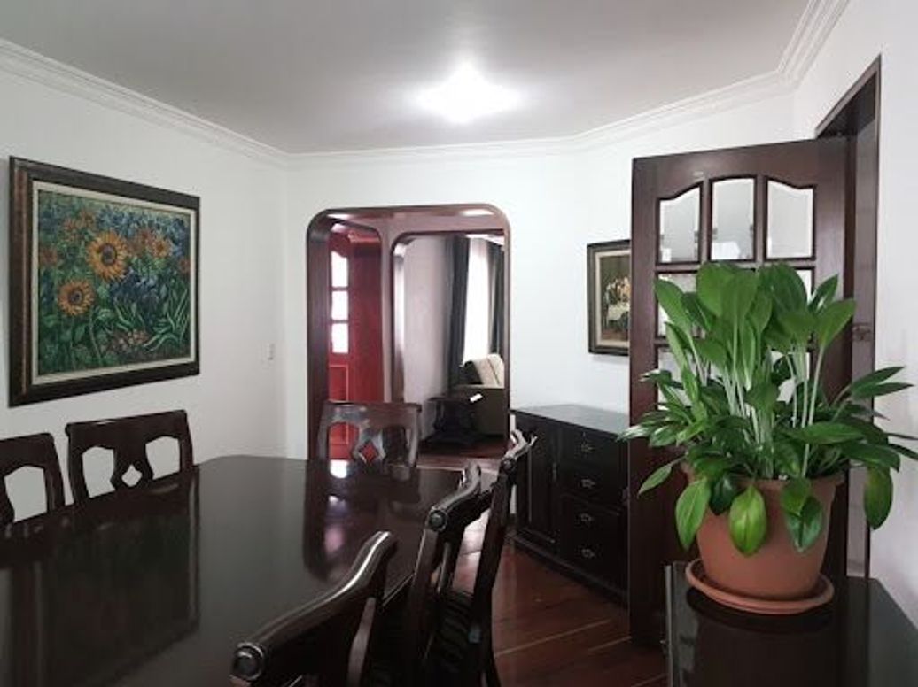 Casa de 5 alcobas en venta en Ilarco, Bogotá, 380 m² · foto 6 de 20
