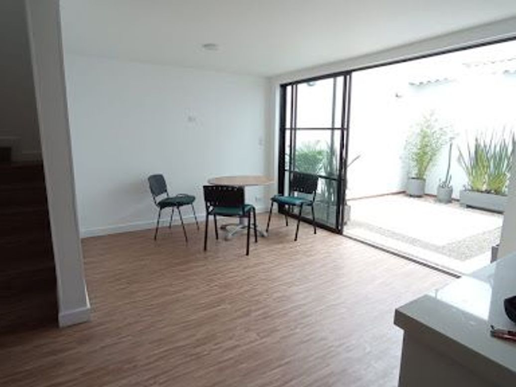 Casa de 3 alcobas en venta en Cedritos, Bogotá, 242 m² · foto 8 de 20