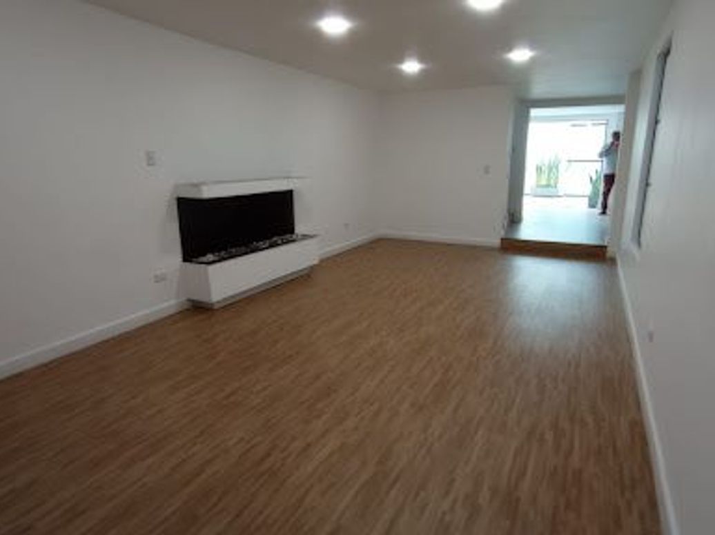 Casa de 3 alcobas en venta en Cedritos, Bogotá, 242 m² · foto 3 de 20