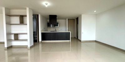 Apartamento en arriendo en el exclusivo sector de Zuniga, Envigado. Destacado por sus amplias areas, excelente iluminacion natural, acabados modernos y una hermosa vista que complementa su ambiente comodo y funcional. Ubicado en una unidad residencial contemporanea, segura y tranquila. Cercano a reconocidas colegios, supermercados, hospitales, zonas verdes y centros comerciales. Contactenos para agendar una visita y conocer esta excelente opcion.