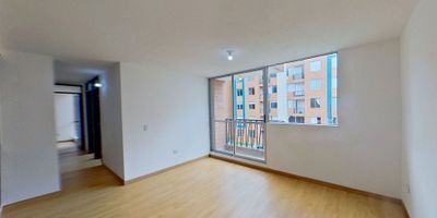 Apartamento en venta de 62 m2, con vista interior, ubicado en un 3er piso, acceso por escaleras, parqueadero comunal. Consta de 3 habitaciones, 2 baños, sala comedor, cocina integral y zona de lavandería. Tiene piso cerámico en todas sus zonas. El conjunto cuenta con zonas verdes, infantiles, salón comunal y vigilancia privada las 24 horas. Cerca a almacenes de cadena Olímpica; cerca a colegio Instituto Técnico Industrial Tocancipá; cerca a universidad Politécnico Grancolombiano; cerca a paraderos de buses intermunicipales; Vías de acceso por la Carrera 12. 30137314636
