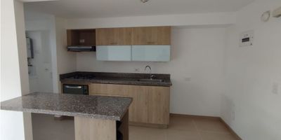 se renta o se vende hermoso apartamento en la ceja, con un area de 100m2 distribuidos en una sala comedor,cocina integral,zona de ropas,3 habitaciones ,2 closet,un vestier y un baño privado,cuenta con parqueadero, y vigilancia 24/7

asesor: Juan Hernandez

celular: 3006663289

codigo wasi: 9050388
