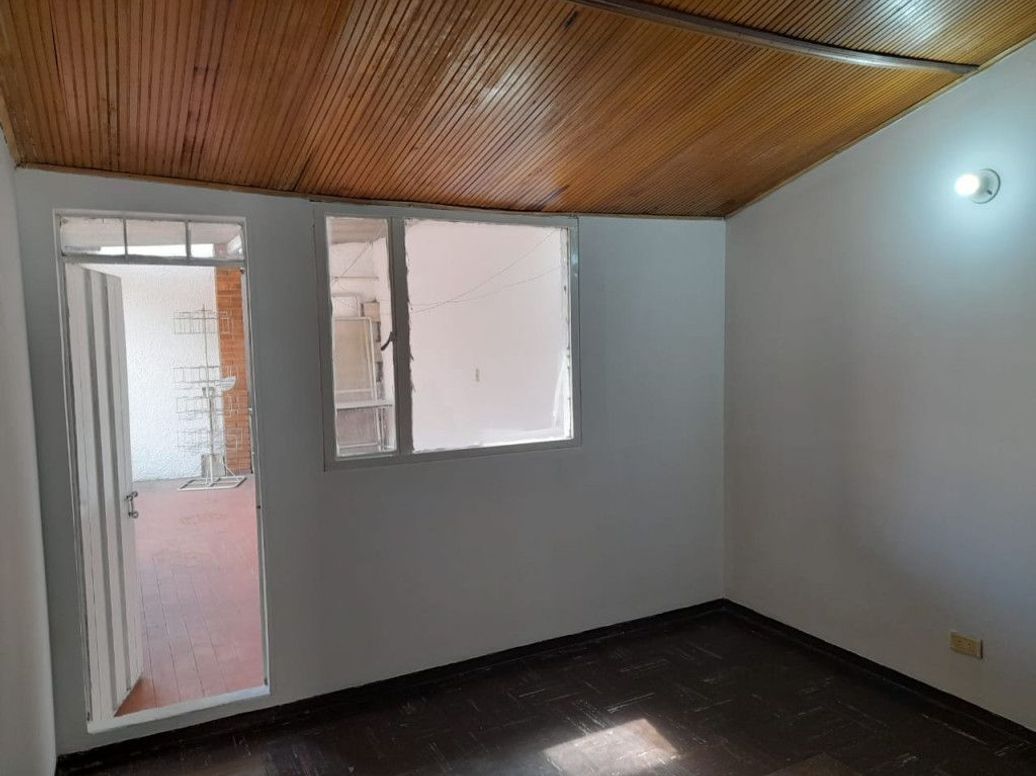 Casa de 4 alcobas en venta en Alcázares Norte, Bogotá, 201 m² · foto 19 de 20