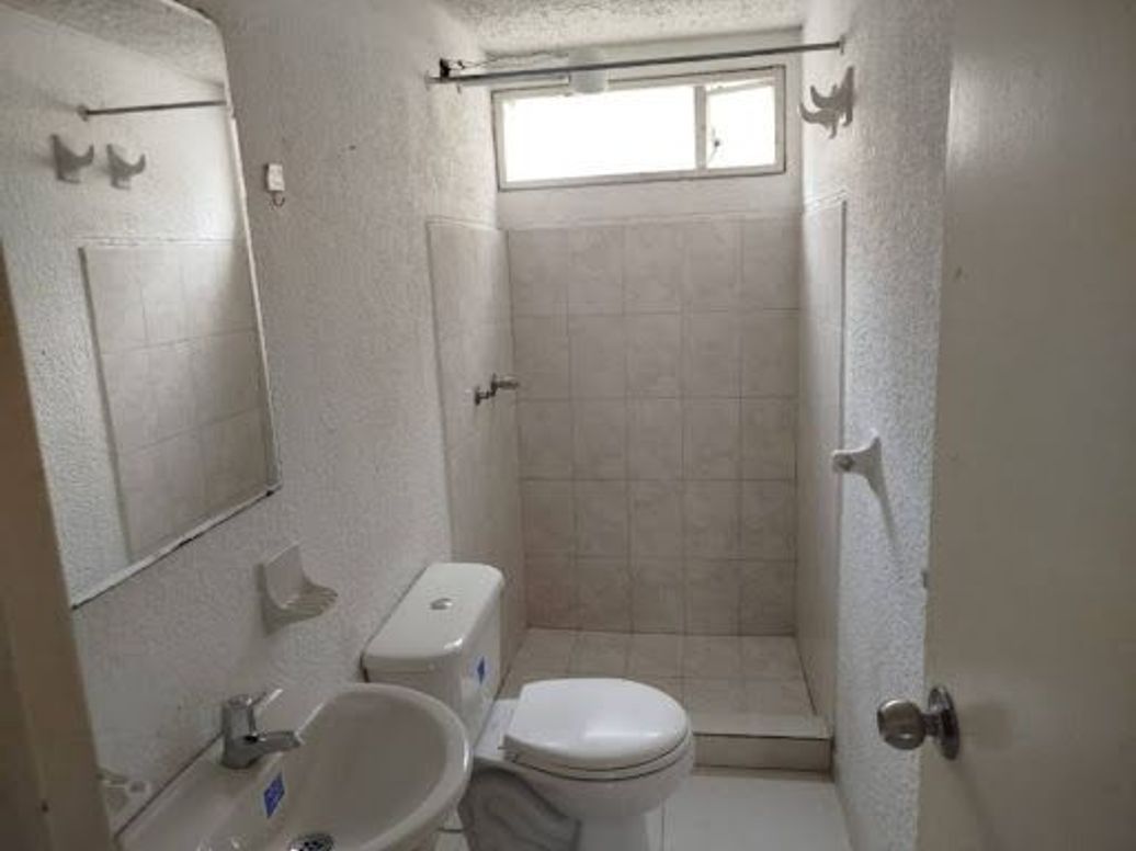 Casa de 4 alcobas en venta en Villas De Granada, Bogotá, 150 m² · foto 5 de 16