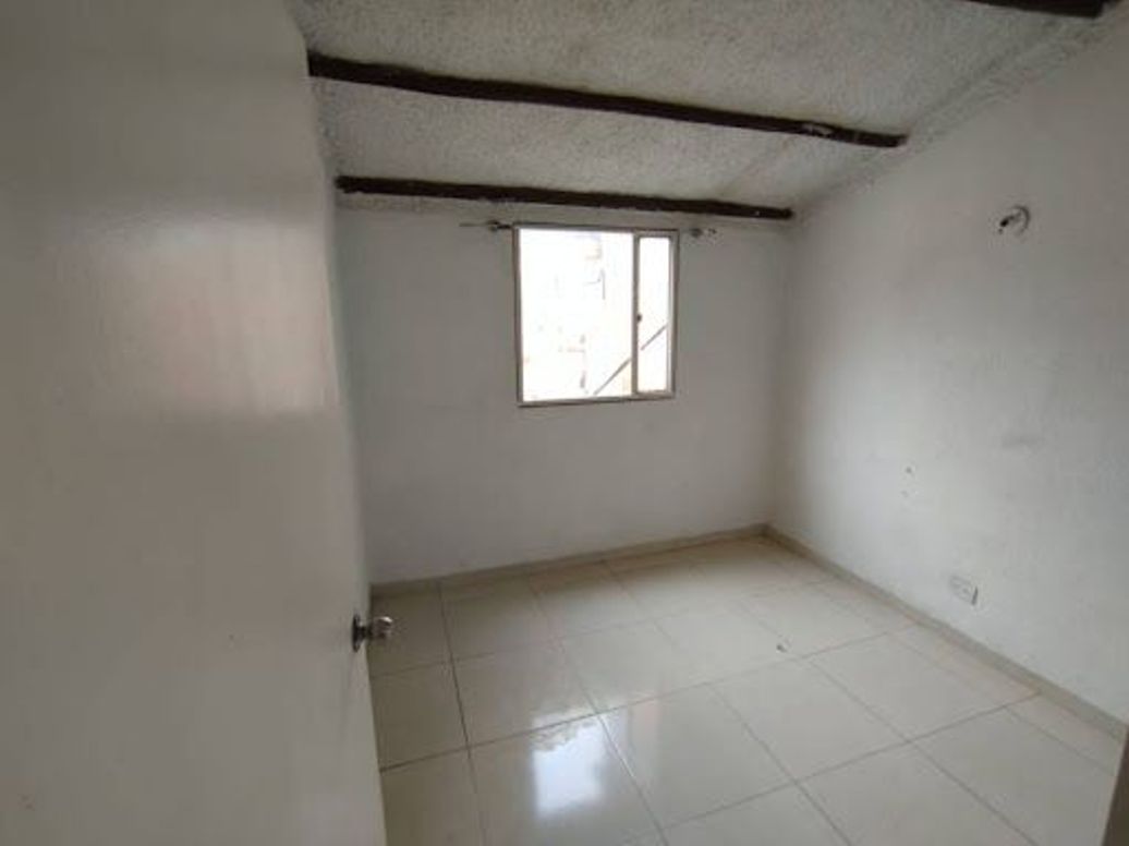 Casa de 4 alcobas en venta en Villas De Granada, Bogotá, 150 m² · foto 8 de 16