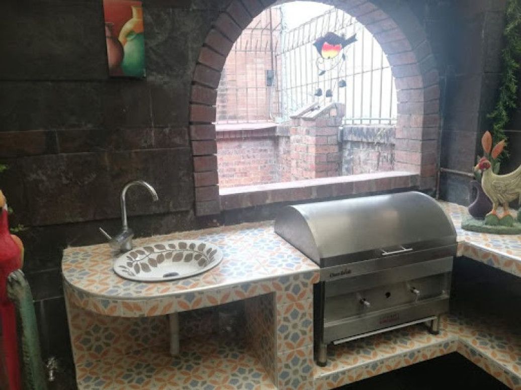 Casa de 4 alcobas en venta en Santa Bibiana, Bogotá, 290 m² · foto 4 de 20