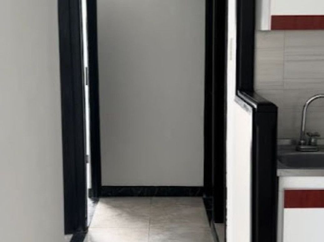 Apartamento de 3 alcobas en venta en Casa Blanca Et. I, Bogotá, 50 m² · foto 3 de 10