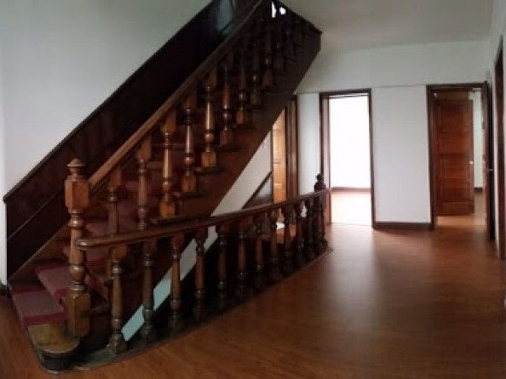 Casa de 9 alcobas en venta en Armenia, Bogotá, 440 m² · foto 9 de 13
