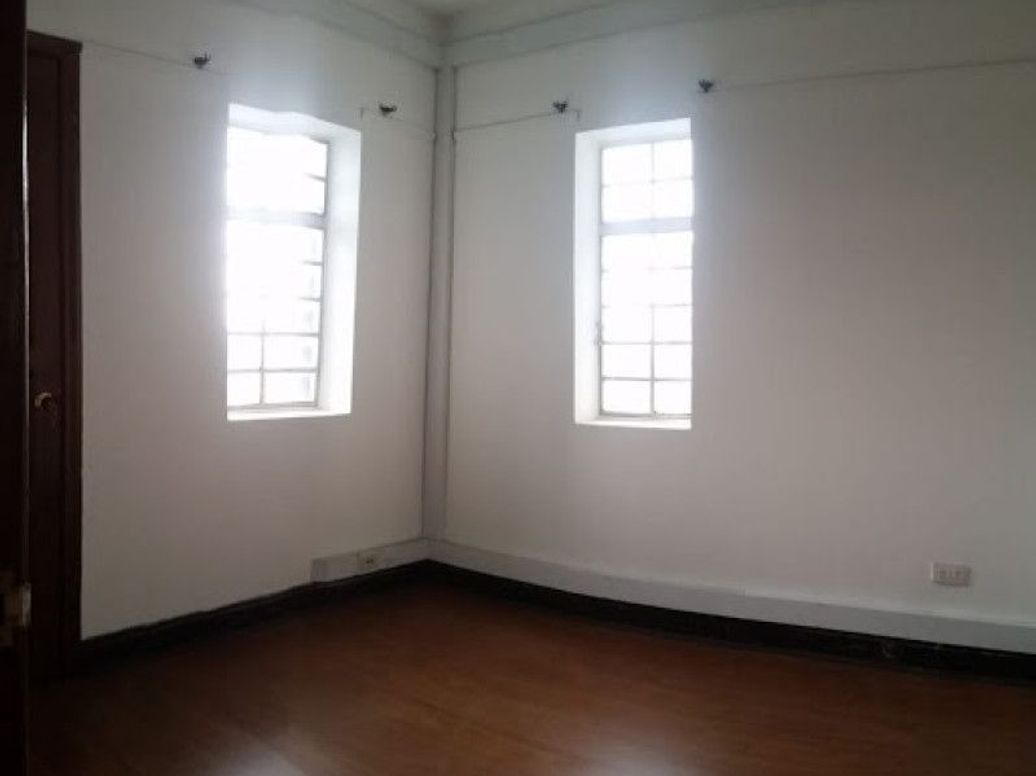 Casa de 9 alcobas en venta en Armenia, Bogotá, 440 m² · foto 3 de 13