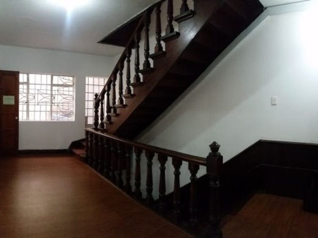 Casa de 9 alcobas en venta en Armenia, Bogotá, 440 m² · foto 2 de 13