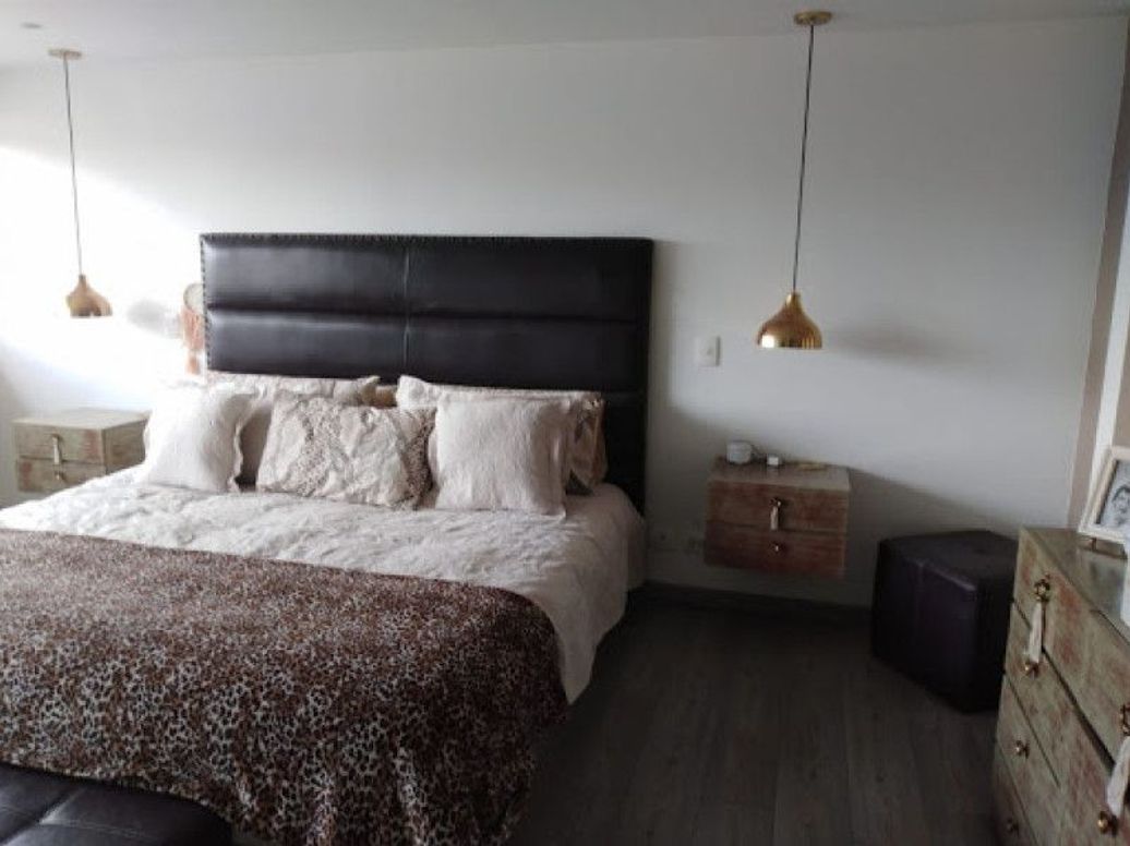 Apartamento de 3 alcobas en venta en Santa Bibiana, Bogotá, 177 m² · foto 10 de 16