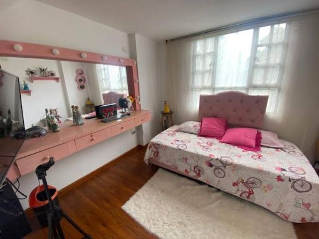 Casa de 7 alcobas en venta en Villas De Granada, Bogotá, 150 m² · foto 12 de 20