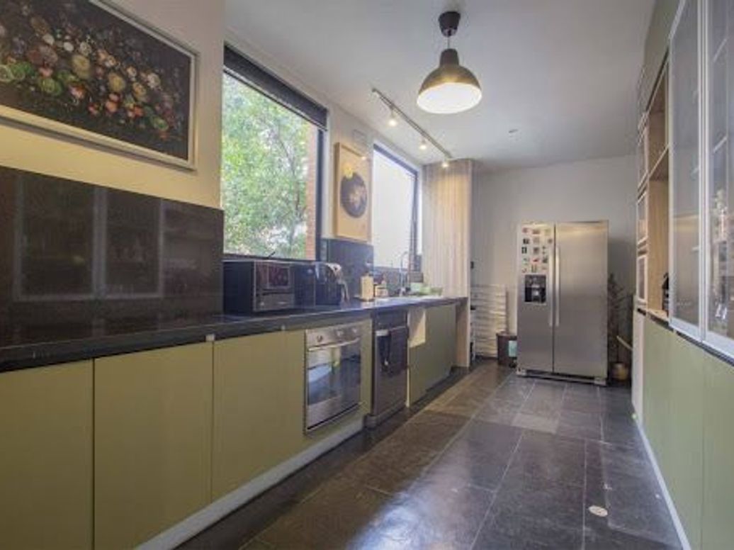 Apartamento de 3 alcobas en venta en Santa Barbara Alta, Bogotá, 217 m² · foto 15 de 20