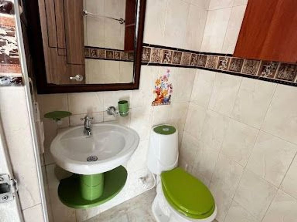 Apartamento de 3 alcobas en venta en San Cipriano, Bogotá, 50 m² · foto 8 de 18