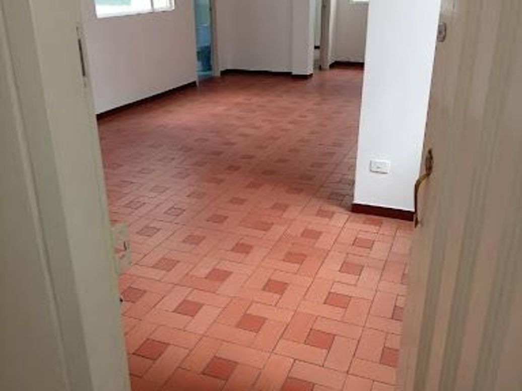 Casa de 13 alcobas en venta en La Granja, Bogotá, 518 m² · foto 13 de 20