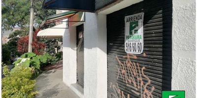 SE ARRIENDAN LOCALES CADA UNO $ 550.000 DE 20 METROS CUENTAN CON PISO EN BALDOSA, CON 3 BAÑOS EN LA ZONA COMÚN , LIBRE DE AGUA.

CONTACTO: ARRENDAMIENTOS PANORAMA MANRIQUE
TELEFONO: (604) 5166060. WHATSAPP: 3104700944.
