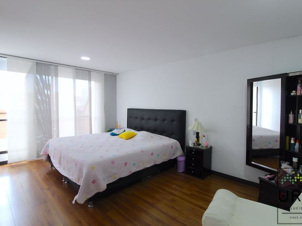 Apartamento de 3 alcobas en venta en Cjr Portus, Bogotá, 163 m² · foto 19 de 20