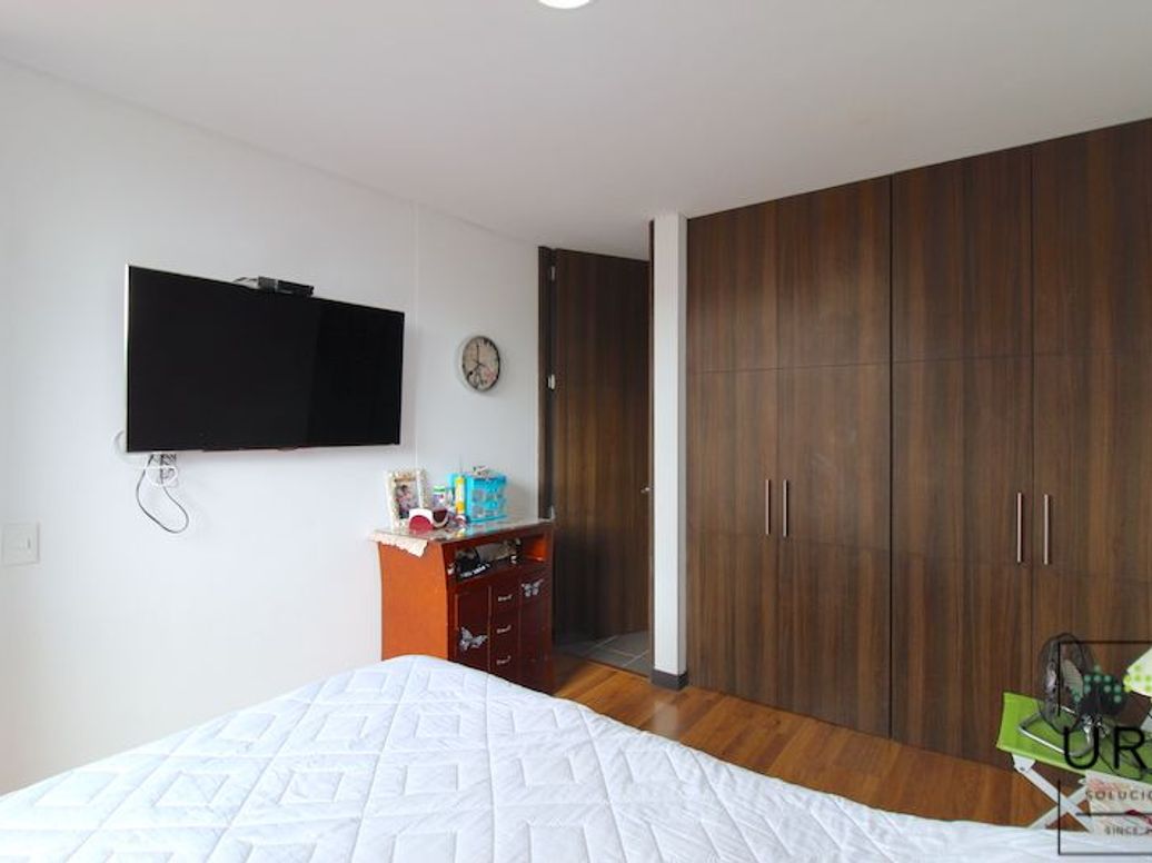 Apartamento de 3 alcobas en venta en Cjr Portus, Bogotá, 163 m² · foto 17 de 20