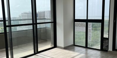 APARTAMENTO ARRIENDO BUENAVISTA Consta de 85 mts tres habitaciones dos baños estudio sala comedor cocina zona de labores. Ascensor gimnasio terraza bbq jacuzzi coworking cancha de fútbol salón social vigilancia.
