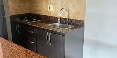 Excelente Apartamento Ubicado en el Sector de la loma del indio, Facilidad de acceso a rutas de servicio Público, además cerca de la Avenida las Palmas, mall el indio, mall palma Grande, Centro Comercial San Diego y Euro de Palmas.