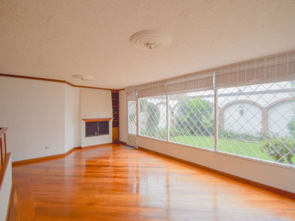Casa de 3 alcobas en venta en El Contador, Bogotá, 317 m² · foto 6 de 20
