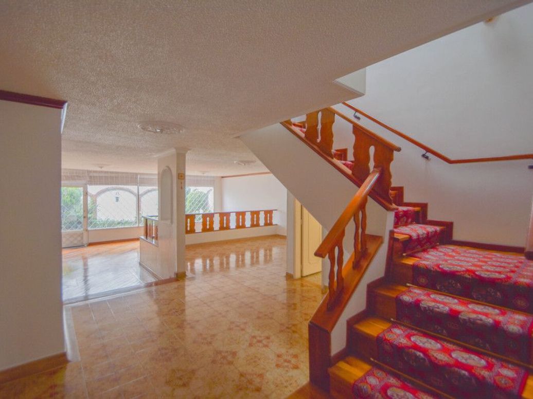 Casa de 3 alcobas en venta en El Contador, Bogotá, 317 m² · foto 3 de 20